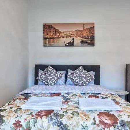 Downtown Railway Station * Mestre