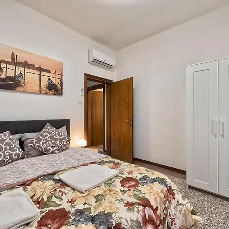 게스트하우스 Downtown Railway Station *