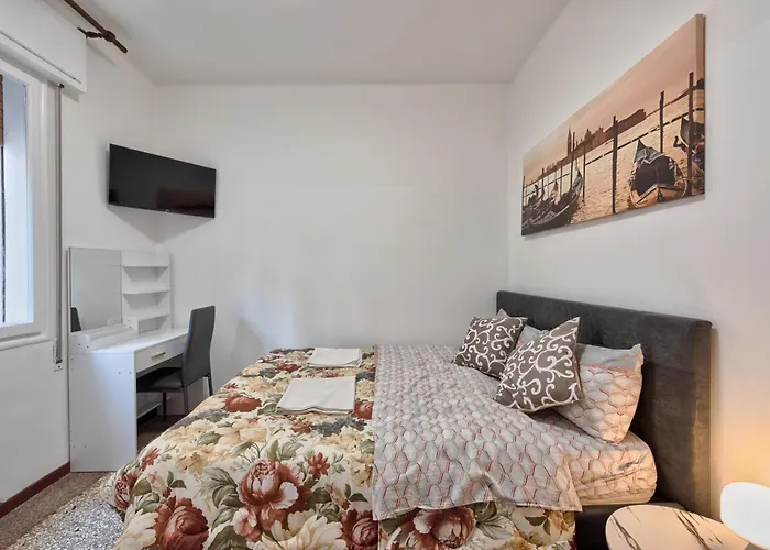 Downtown Railway Station 게스트하우스 메스트레