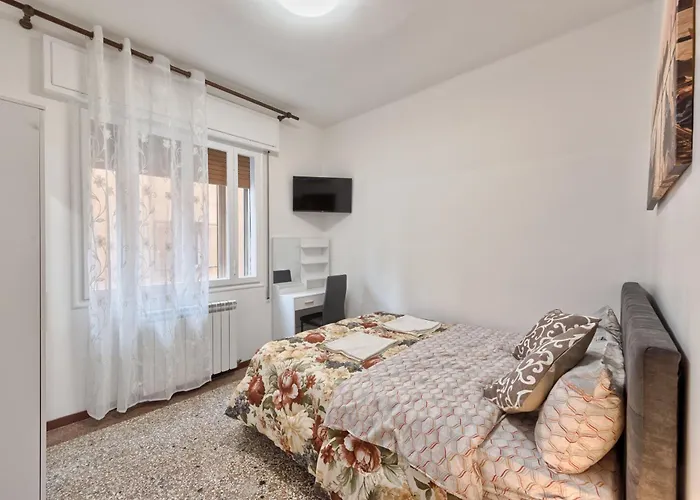 Downtown Railway Station 게스트하우스 메스트레