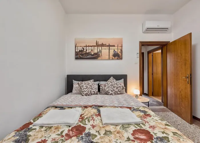 Downtown Railway Station 게스트하우스 *